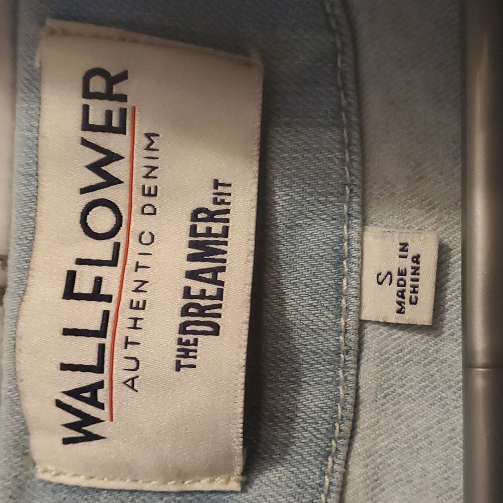 Jacket - Picture 2 of 3